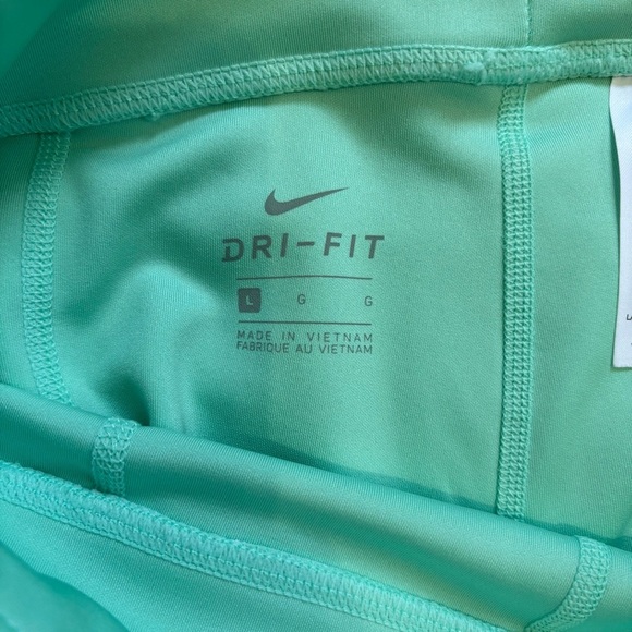 5 for 20$ Nike Dri-Fit Tight Fit Biker Shorts Athletic Short Girls Size Large - Picture 4 of 7